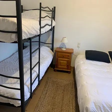 Apartment Belmont 3-2