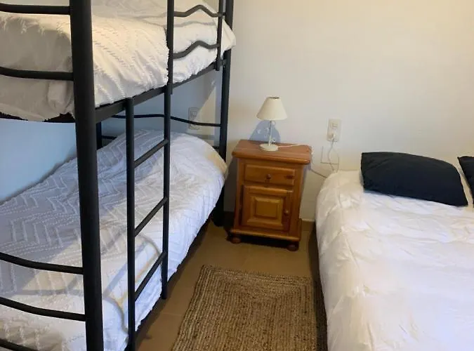 Apartment Belmont 3-2
