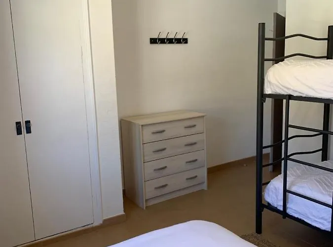 Belmont 3-2 Apartment